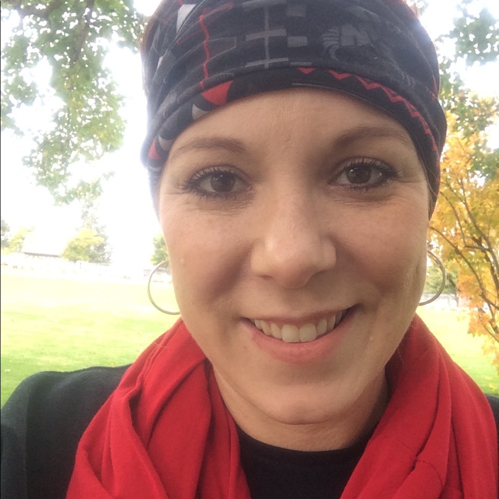Meet your Posher, Nicole